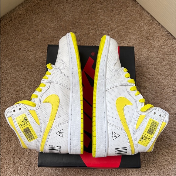 Jordan 1 - Picture 9 of 11